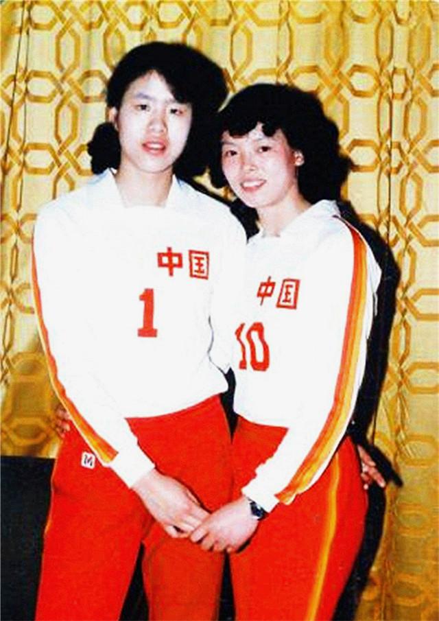 2024中国女排朱婷几号球衣,女排朱婷为什么穿2号