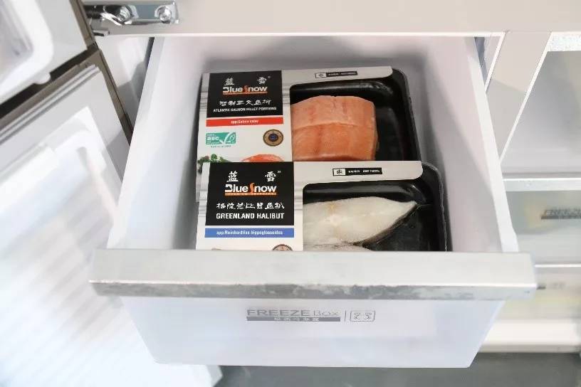 告别嵌入空间不足难题,美菱CHiQ“M鲜生”超薄冰箱评测