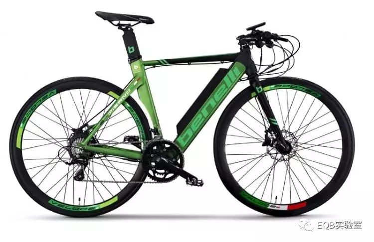 鸿蒙面世!爱玛VS雅迪,谁将是行业NO.1?