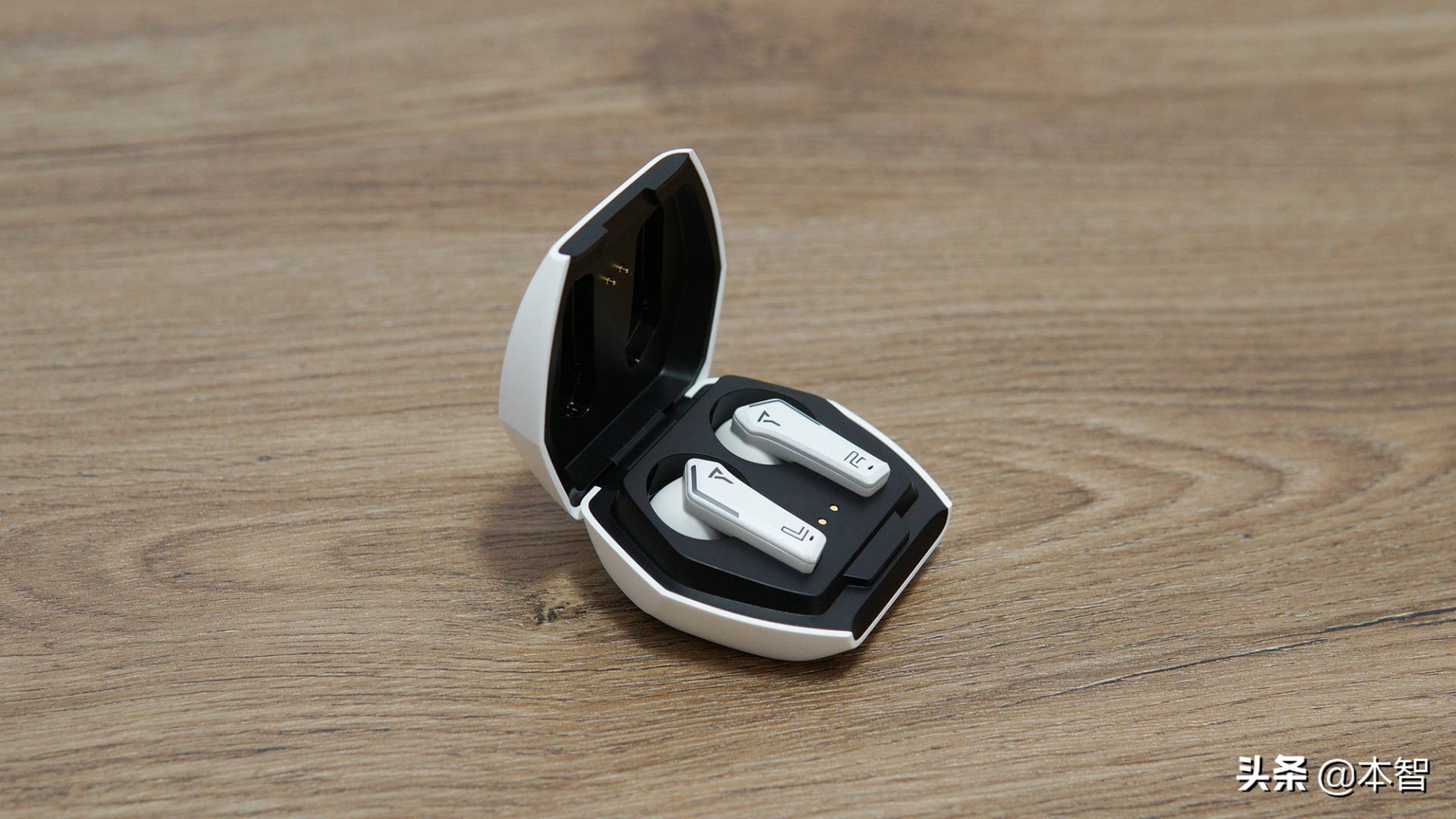 sanagxpro蓝牙耳机讲解,sanagxpro耳机