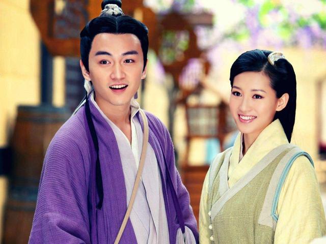 宋朝蹴鞠铜镜,宋蹴鞠铜镜