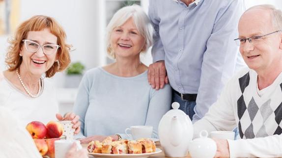 目前老年人补钙最好的方法,老年人如何补钙更有效果视频讲解