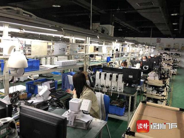 濡備綍鍧氭寔涓ゆ墜鎶撲袱鎵嬮兘瑕佺‖,涓ゆ墜鎶撴槸鎬庝箞鎶撶殑