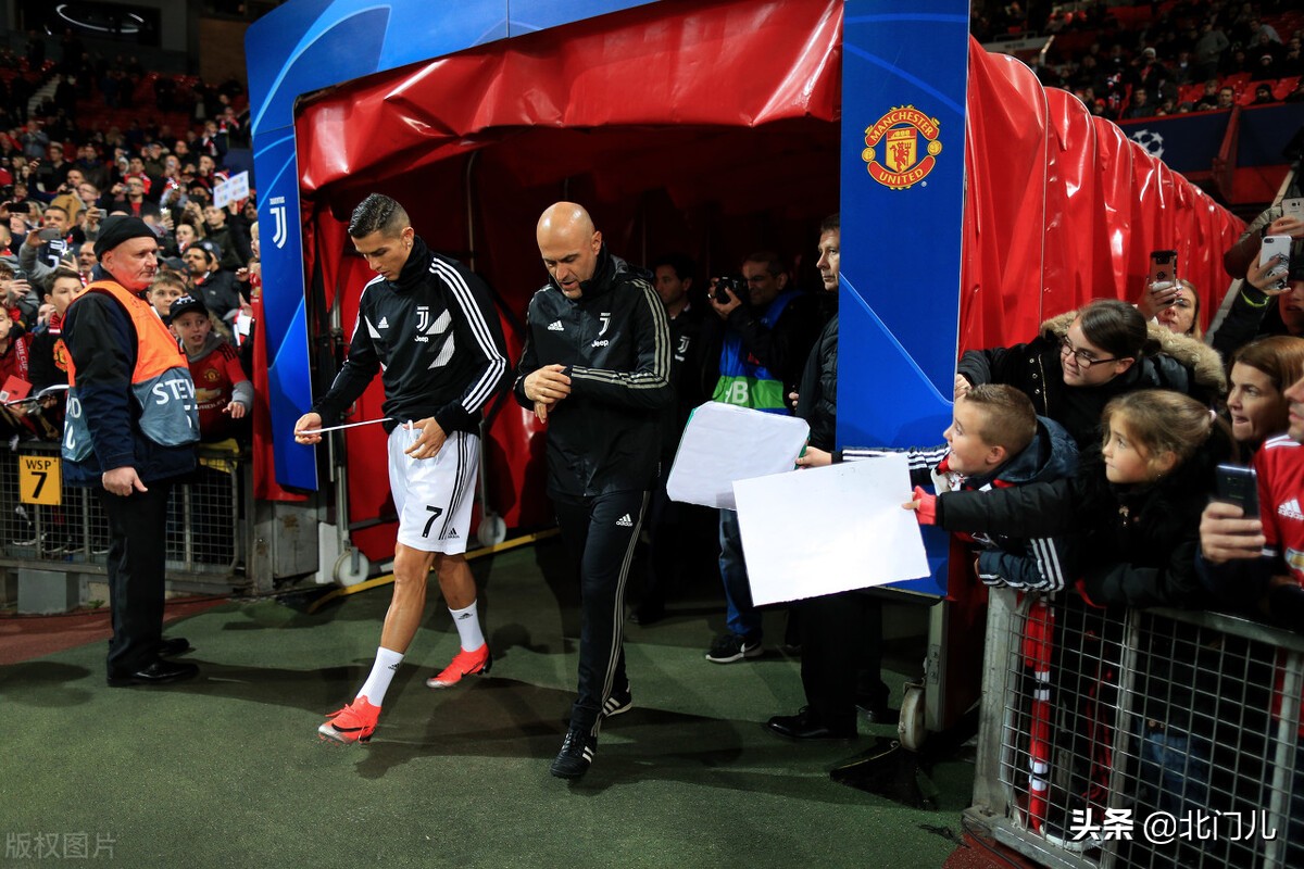 c罗现在周薪,曝c罗在曼联周薪