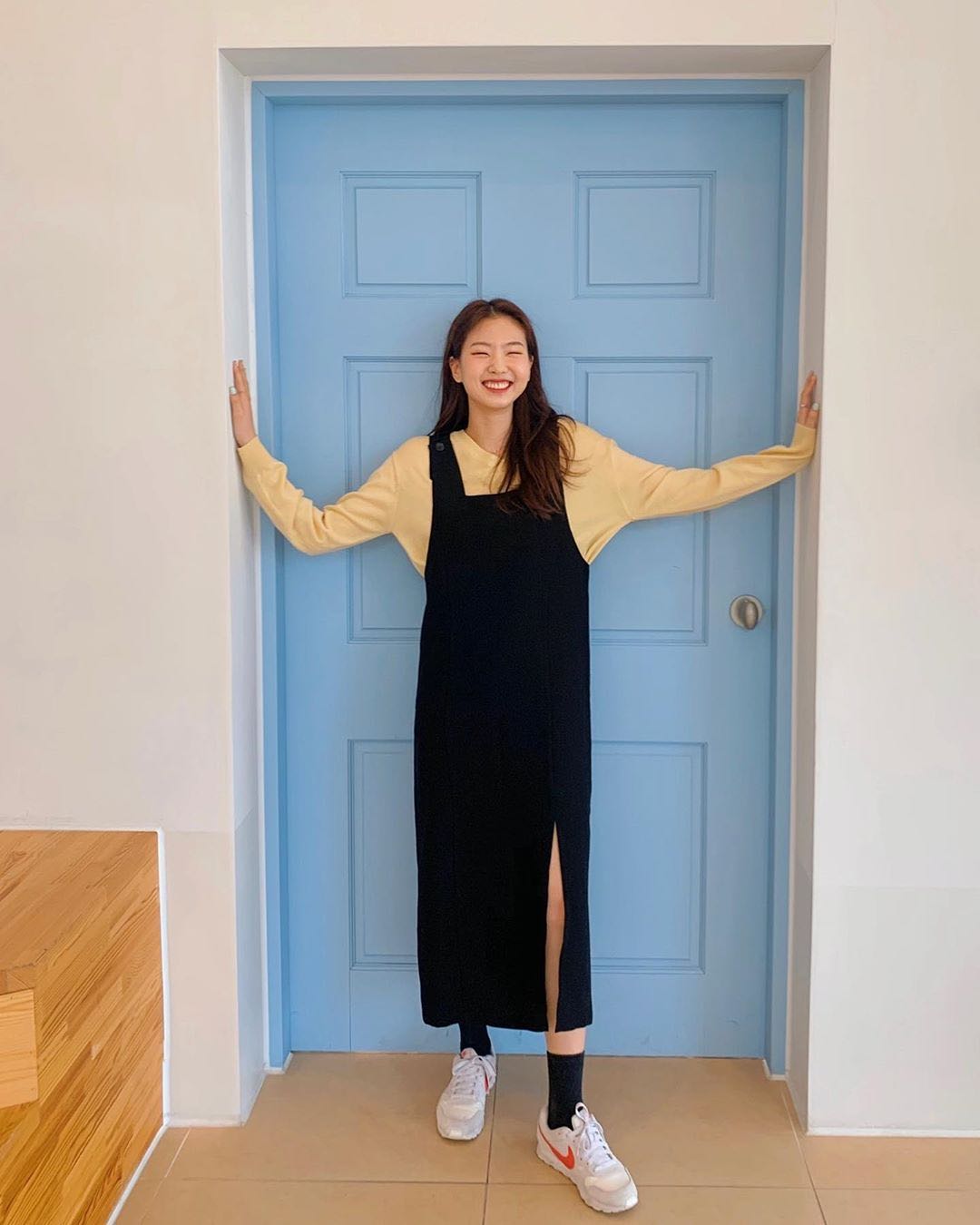 值得推荐的韩系穿搭博主,韩国穿搭博主穿衣服过程