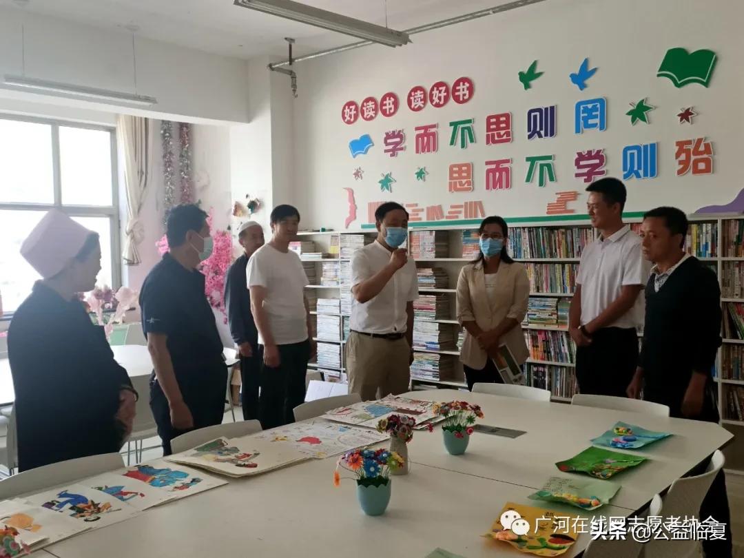 原八一男篮中锋马占福视频,篮球运动员马占福照片