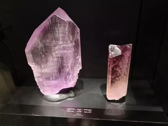 美国一代女王留下的华丽珠宝,美国第一夫人首饰