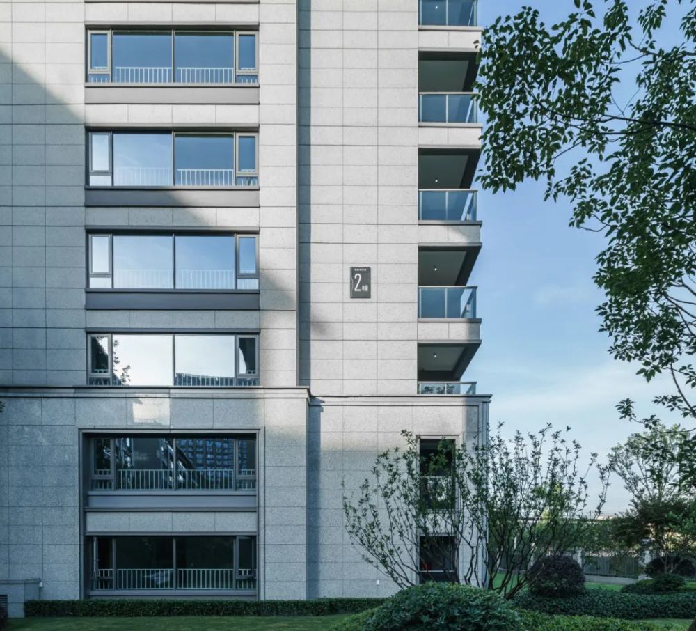 二层阁楼的房子值不值得买,二层楼值得买吗