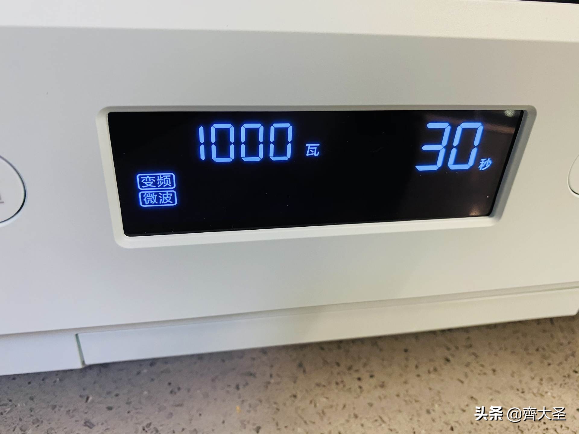 什么样的嵌入式蒸烤箱好用,蒸烤箱半嵌入式和全嵌入式区别