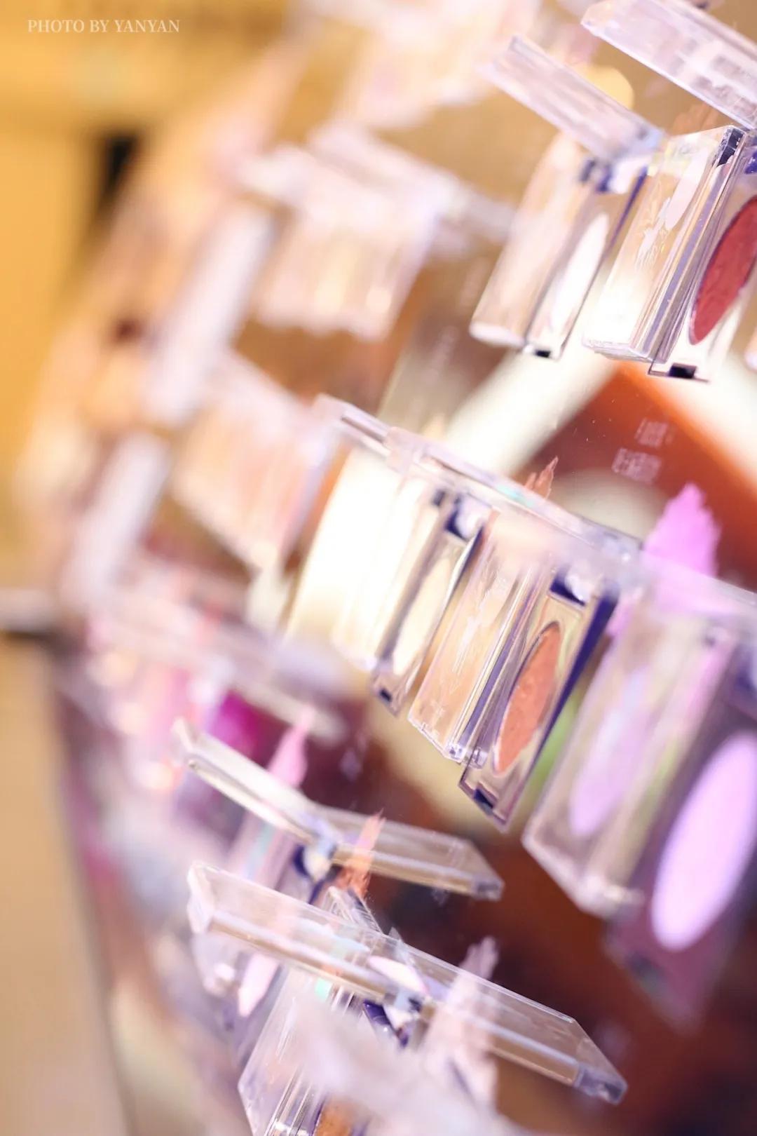 超大网红彩妆集合店wowcolour大连,超大网红彩妆集合店wowcolour北京