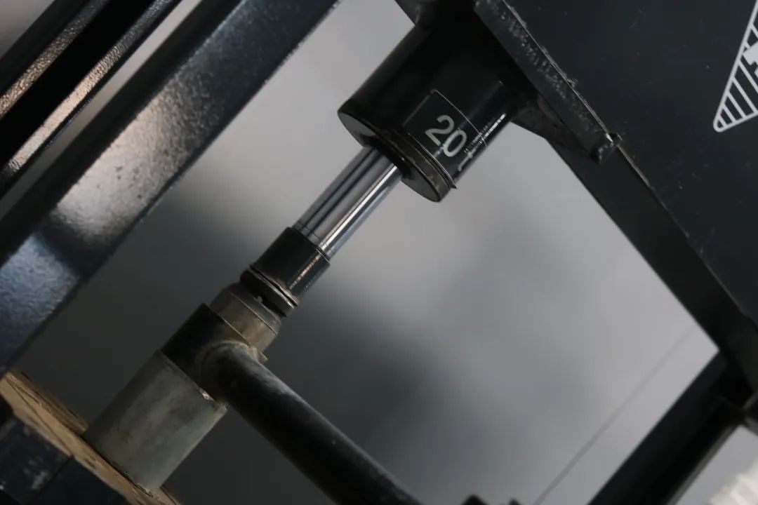 怪兽修车完整版,怪兽修车翻新车