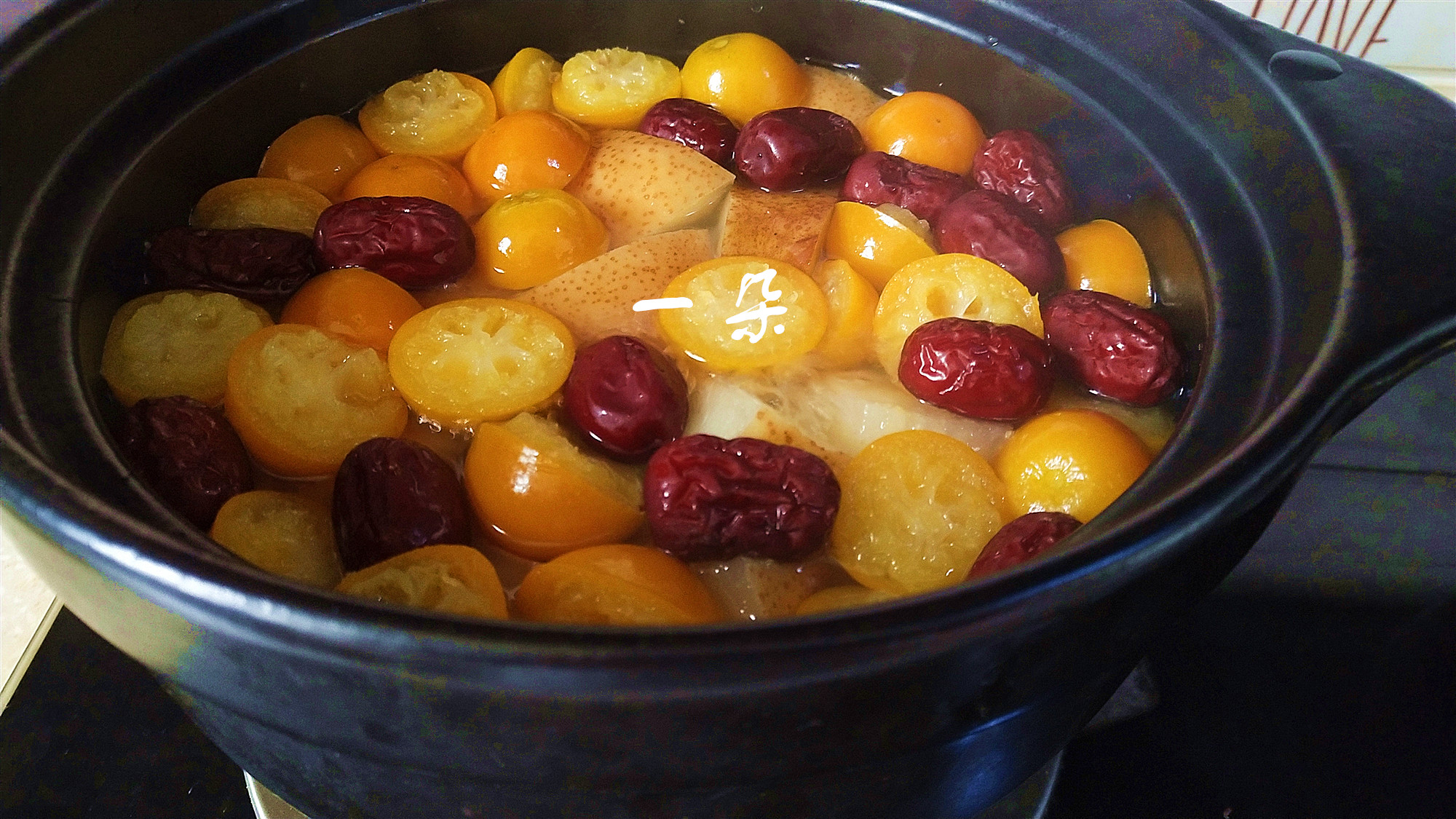 止咳化痰润肺的雪梨金桔汤,金桔梨汤怎么煮止咳润肺功效好