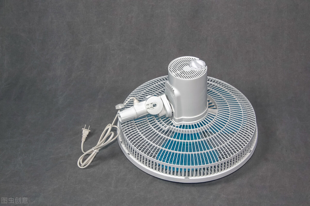 电风扇风力变小什么原因,电风扇风力变小是什么原因