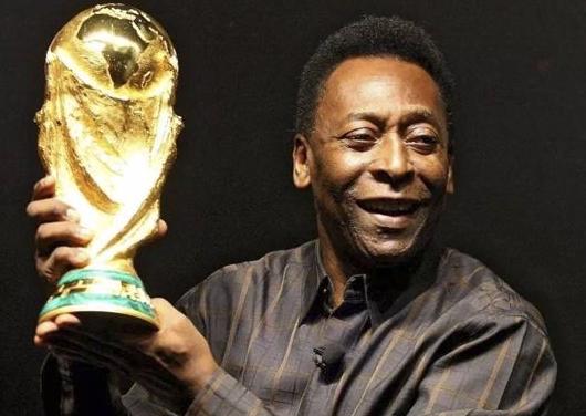 罗纳尔多左右脚为什么都能射门,世界足坛10大独门绝技之罗纳尔多