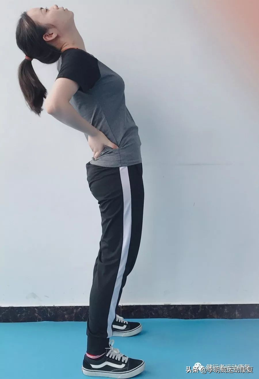 年轻人腰部还好吗,年轻人腰累怎么恢复