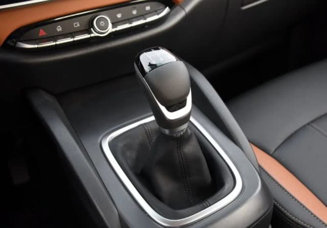 想买新车但不知道买什么好,想买二手车不懂看车况