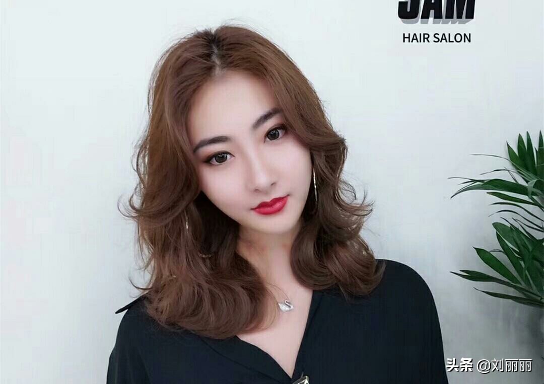 最新流行的锁骨发型,永不过时的发型