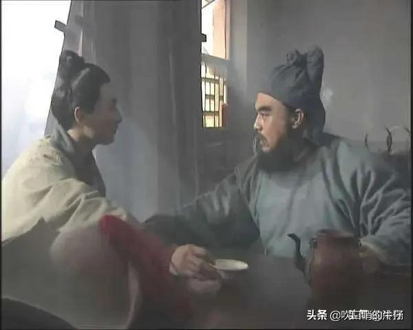 水浒传九纹龙史进精彩片段,水浒传九纹龙史进人物分析1000字