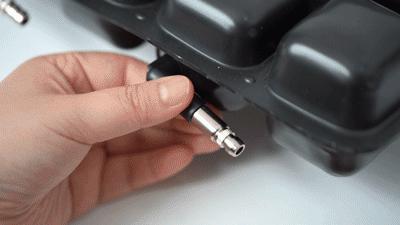 符合人体工程学的睡觉枕头,减压睡眠枕头