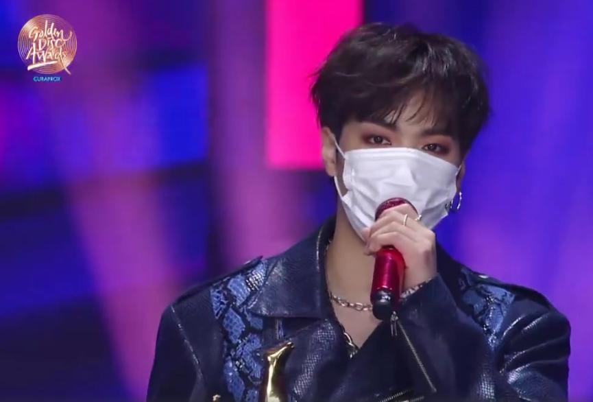 iu获金唱片音源大赏评价,金唱片大赏mamamoo