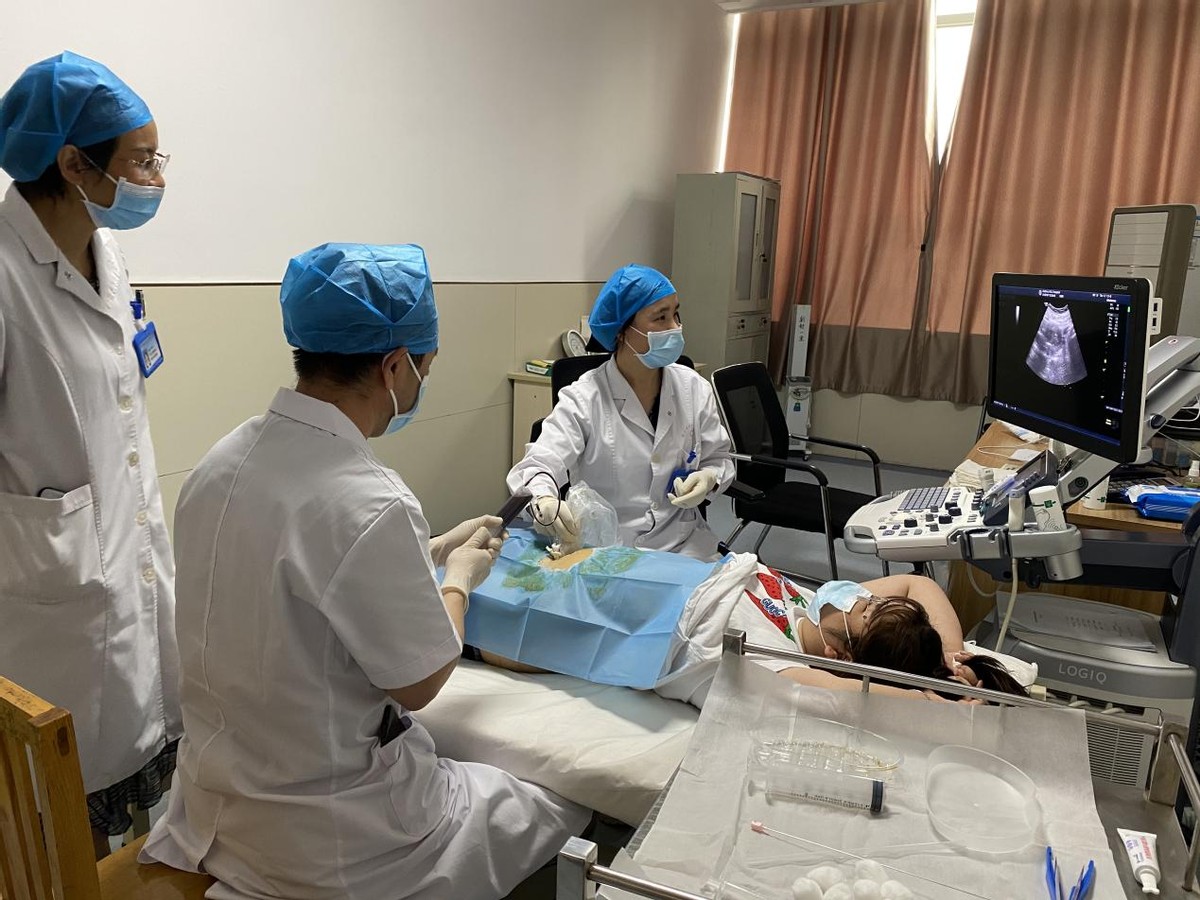 卵巢畸胎瘤和巧克力囊肿,未婚女性卵巢巧克力囊肿