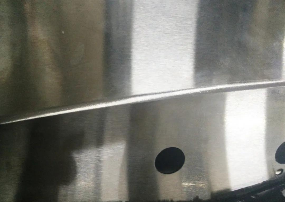 厨房设备激光切割操作,自动化激光焊接厨具