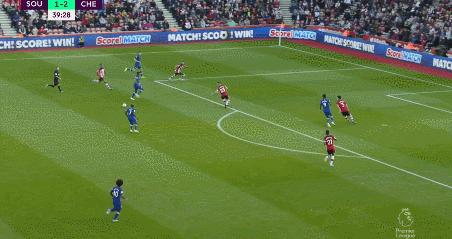 谁是目前英超最强后腰,蓝狐登顶英超之巅