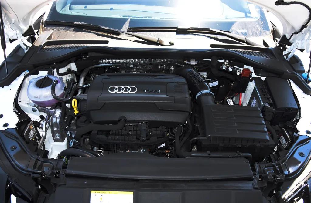 跑2-3万公里就便宜20万元！这款奥迪小跑车也太值了吧？