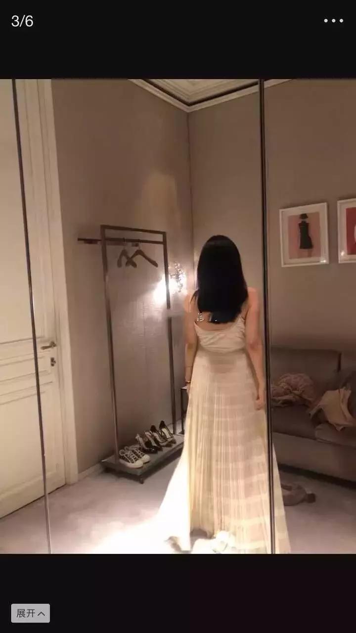 做ww买假包炫富！喂男友吃鼻涕！张诗萌竟这么恶心？