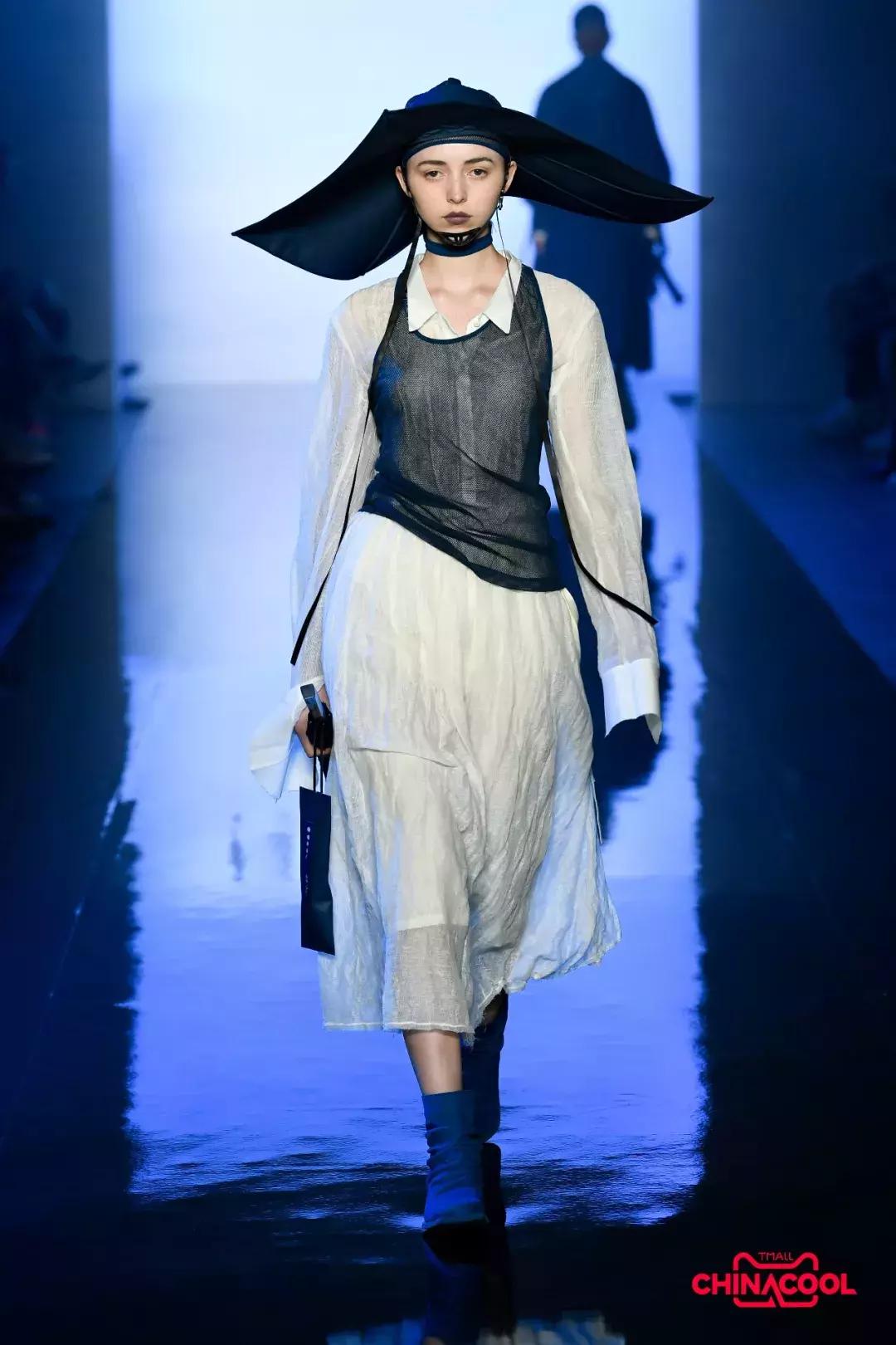 玩转2019上海时装周,玩转时装周t台潮元素