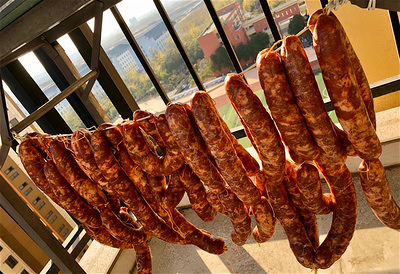 自己灌香肠怎样调料,自己灌香肠怎么灌才好灌