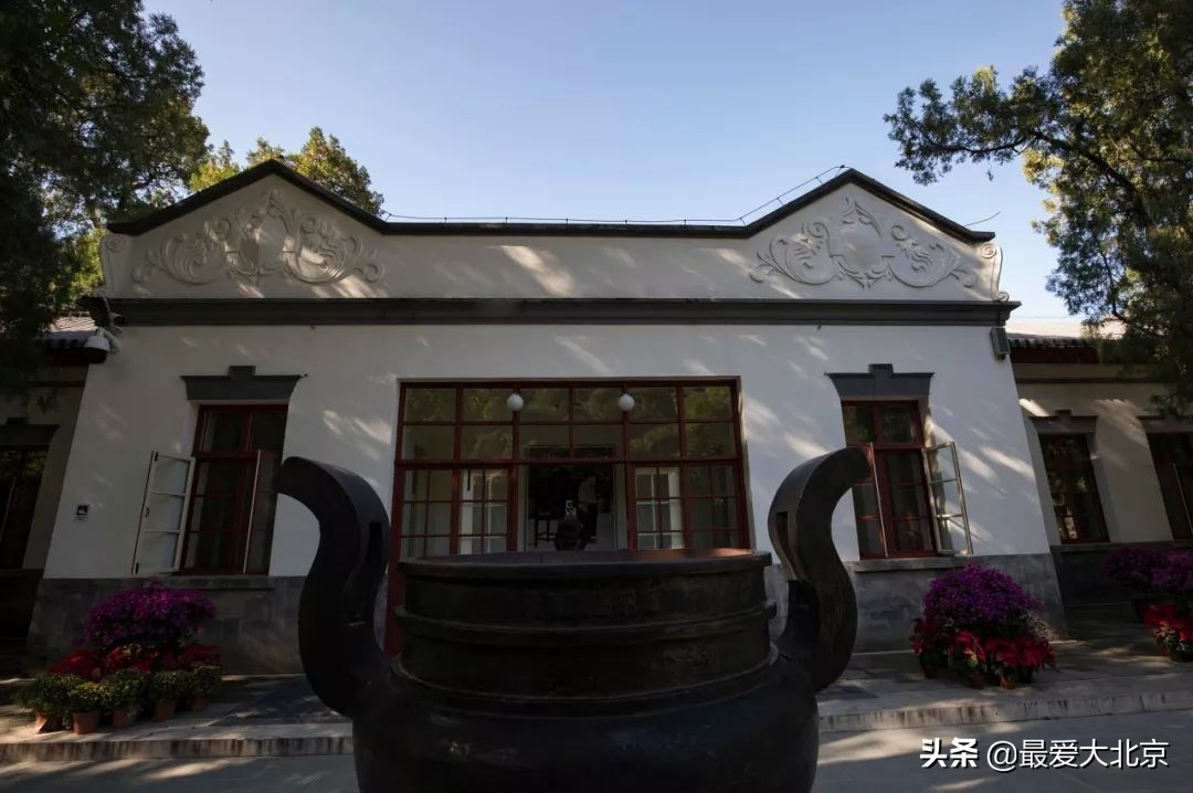 香山红叶几月去最好香山用预约吗,去北京香山看红叶别去爬山吗