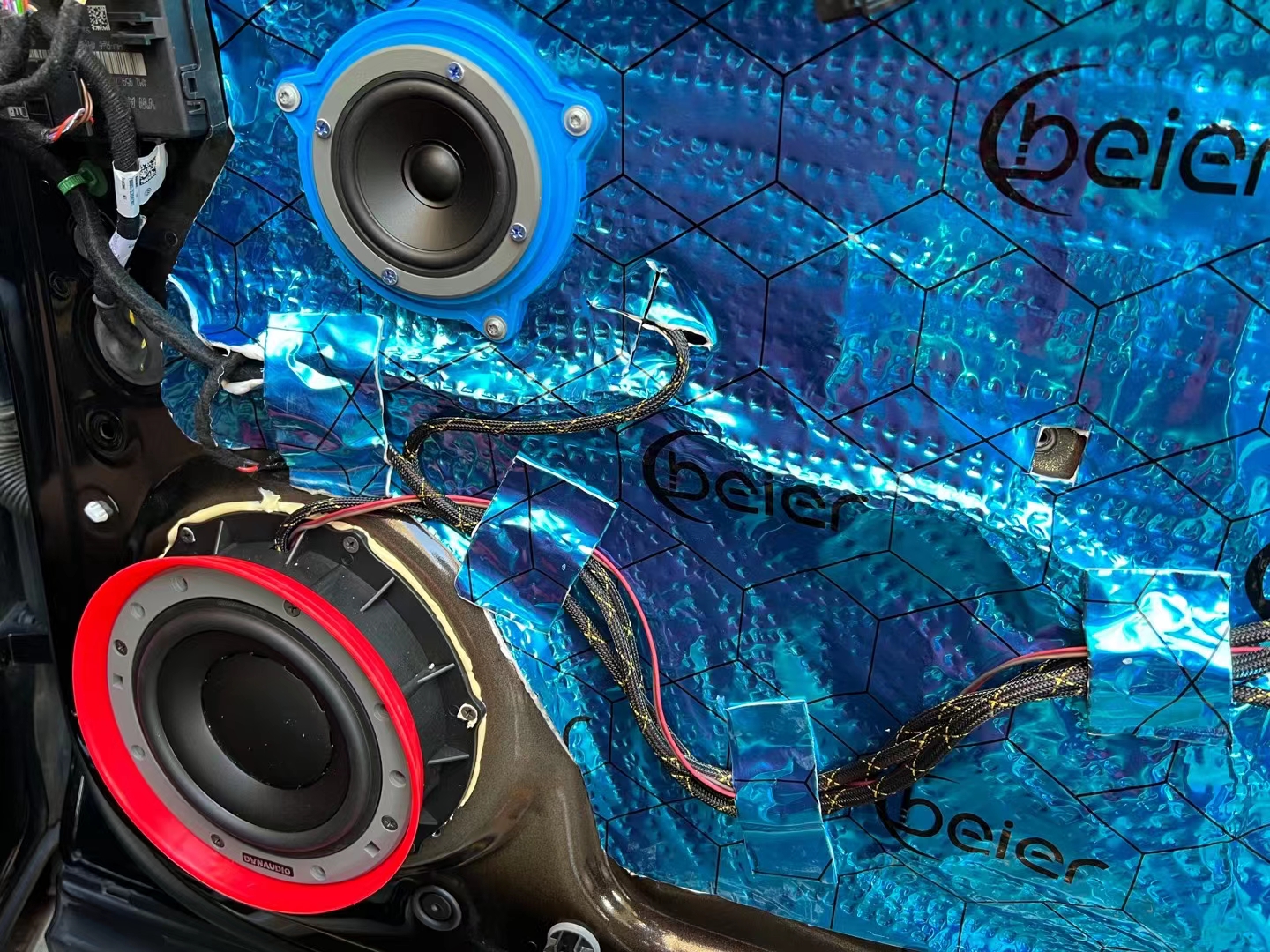 大众途锐音响效果试听,大众途锐原车音响怎么样