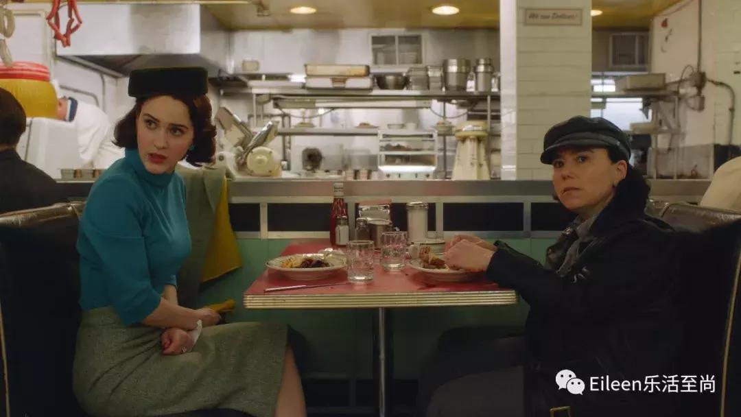 弃出轨前夫再惹桃花，纽约名媛离婚爆红，5000套美裙包裹励志大戏