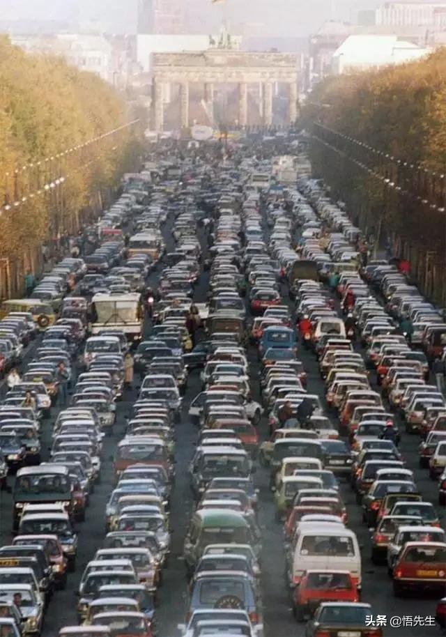 霍金年轻时照片有多帅,霍金21岁时的照片