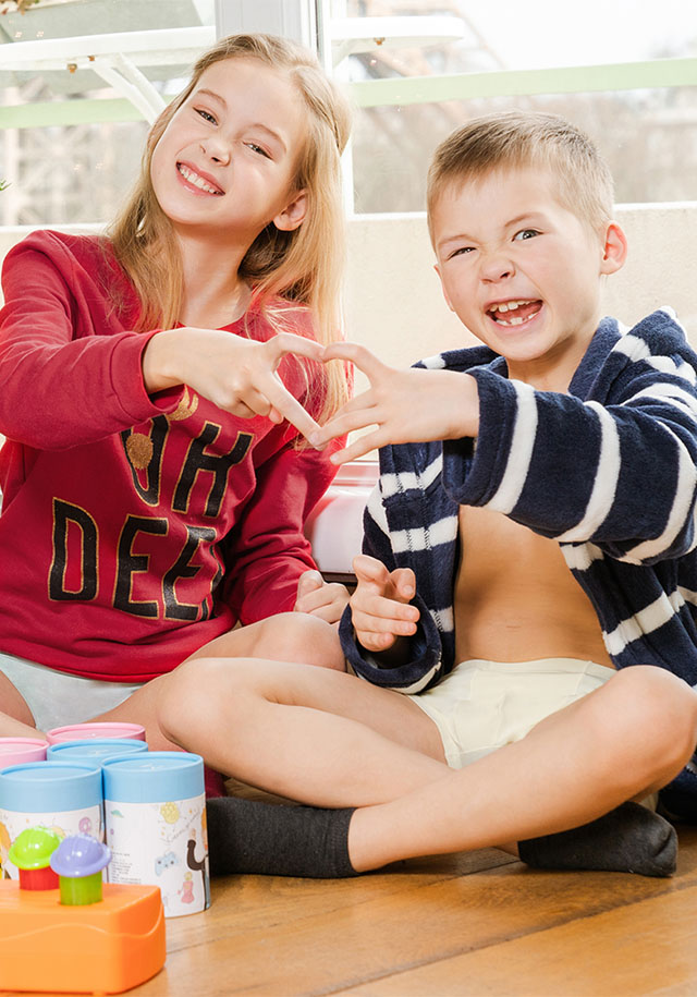 给孩子买什么运动玩具,给孩子买很贵的玩具