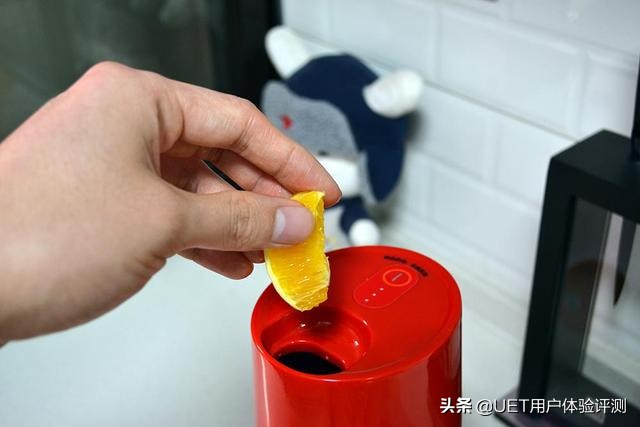 九阳免洗破壁豆浆机榨果汁,九阳原汁机v82和v18a哪个好