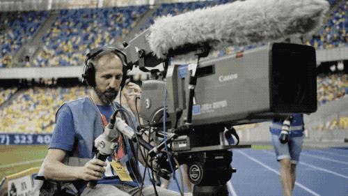 怎么知道网上的视频是不是专业摆拍?