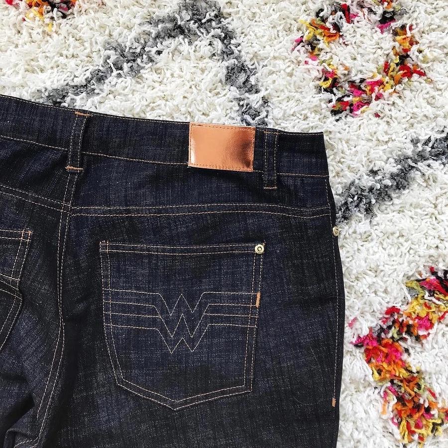 为胖女人设计显瘦的服装,胖女孩不适合的服装风格