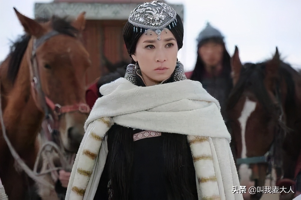 佘诗曼单亲家庭,佘诗曼为什么一直单身