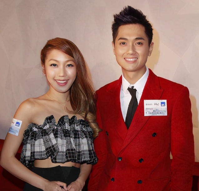 秦沛女儿郑俊弘照片,郑俊弘和秦沛的女儿