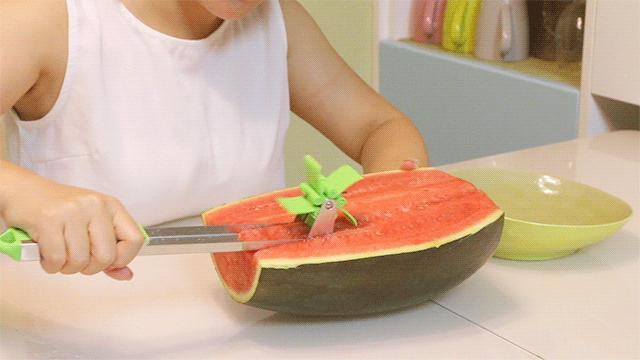 西瓜切块神器真的好用吗,西瓜切小块神器吐槽