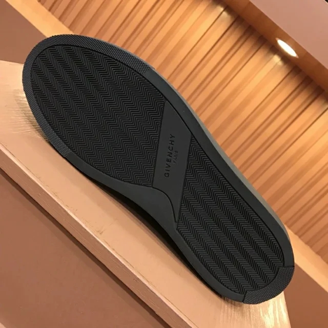 纪梵希官方旗舰店圣诞礼盒,纪梵希海外直购价格