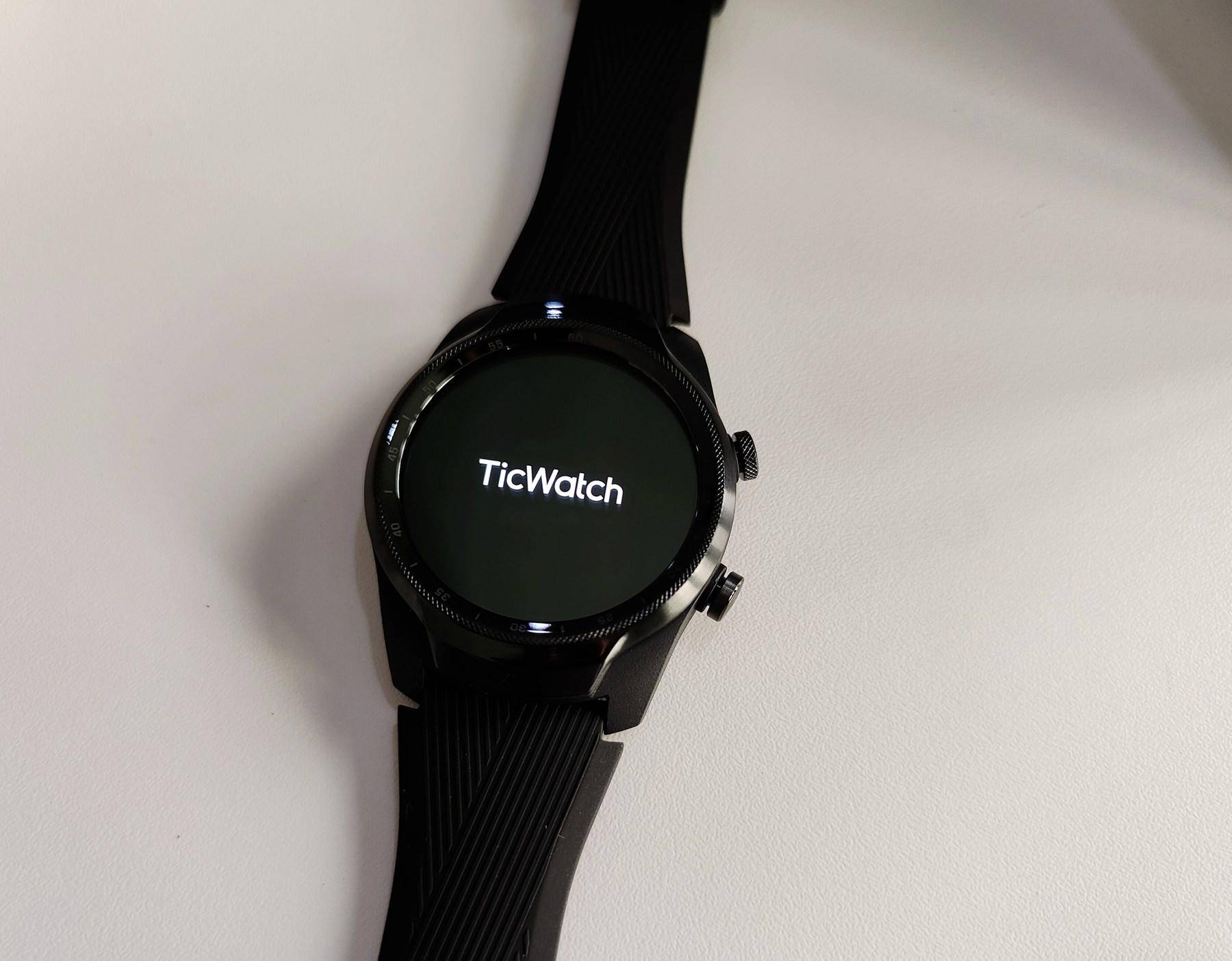 ticwatchpro2020款对比老款,ticwatchpro2021