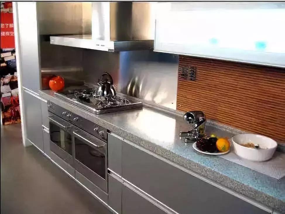 烤漆板材和防火板哪个好,防火板模压板和烤漆板的区别