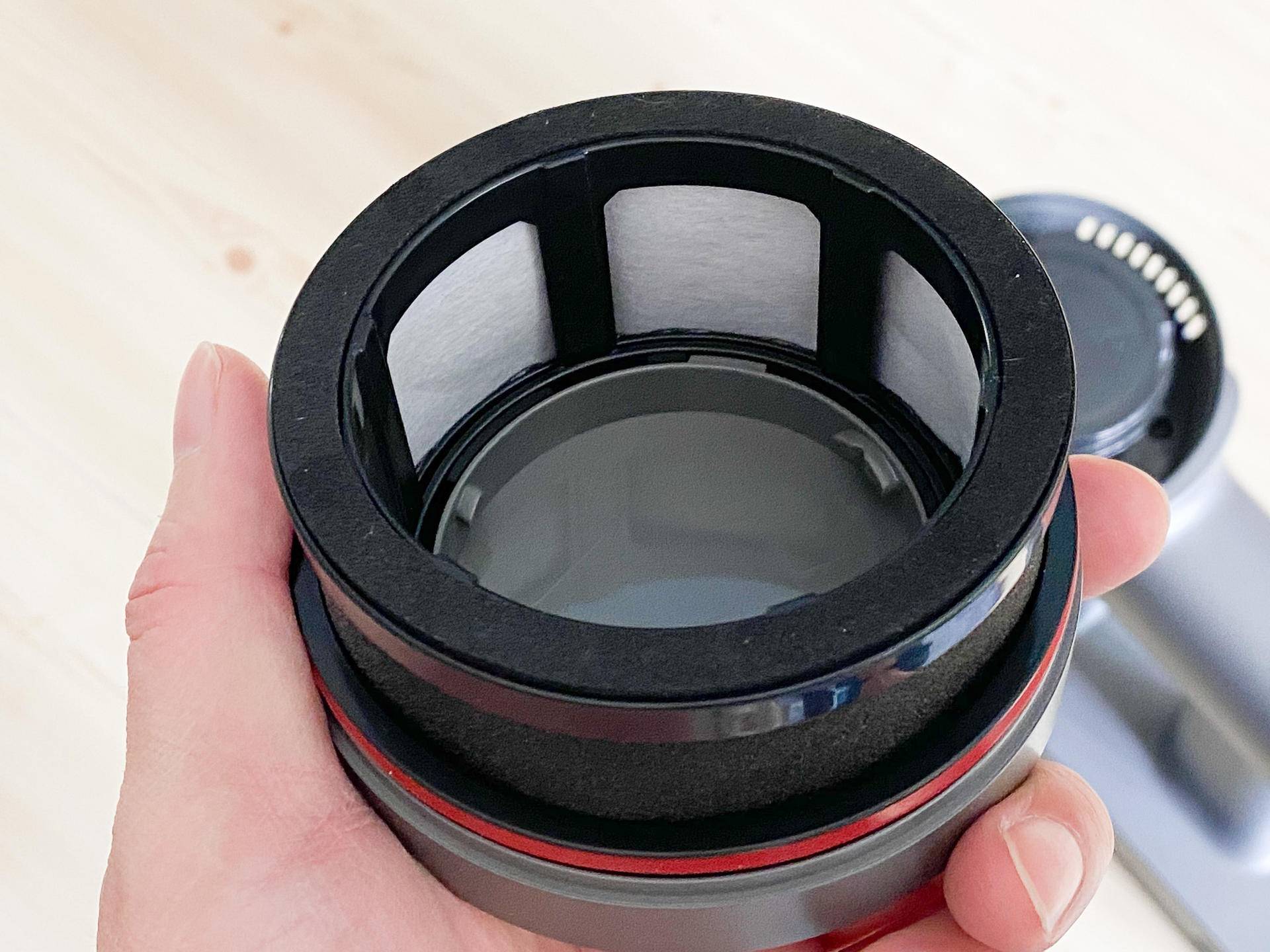 一人轻松扫全屋,娇小女生最爱用?顺造轻量手持吸尘器L1体验