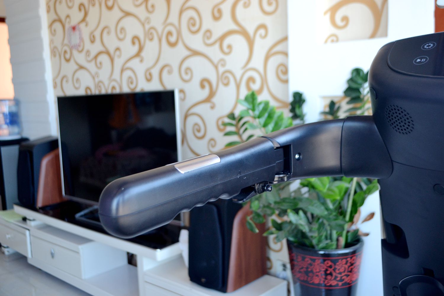 野小兽p30智能跑步机测评,野小兽p30跑步机开箱视频