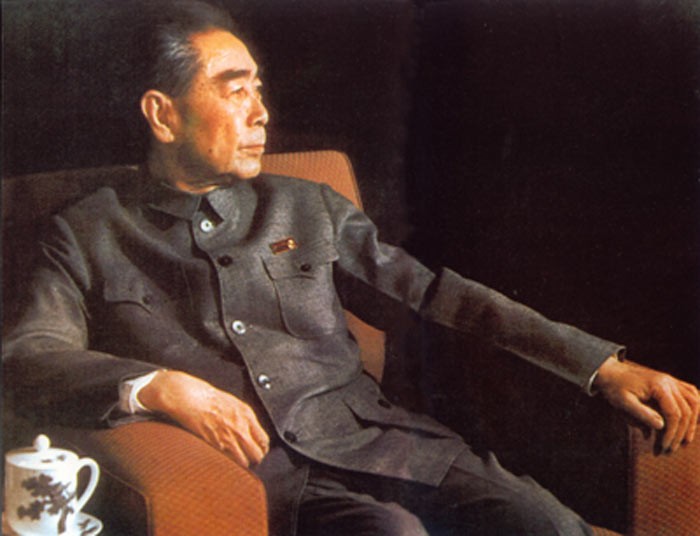 北京饭店建到14层时，中央警卫来找：威胁到中南海，赶快停工