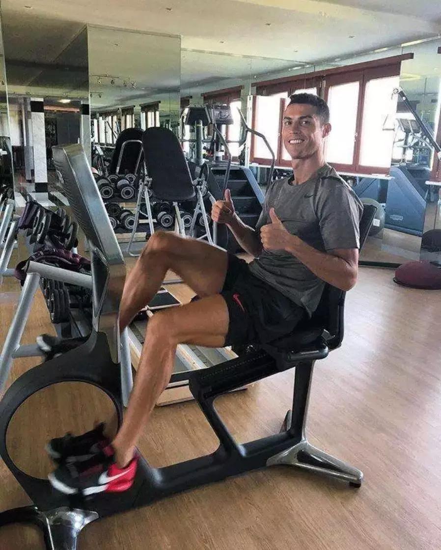 看了欧冠才知道c罗有多强,两度落后两度扳平欧冠之王c罗