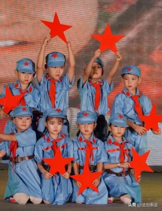 我为群众办实事民族团结一家亲,我为群众办实事听党话跟党走